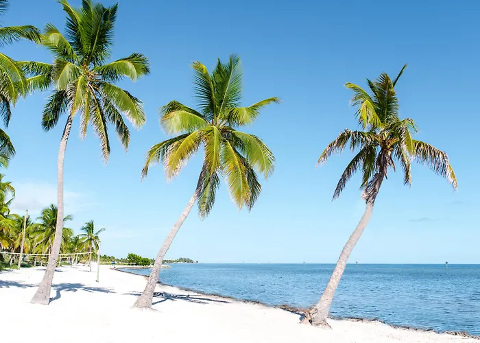 Parrot Key Hotel & Villas